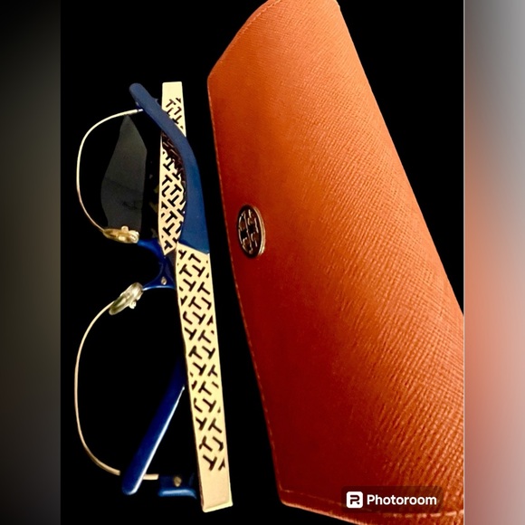 Tory Burch Case & Sunnies-Gradient black/blue - Picture 6 of 11